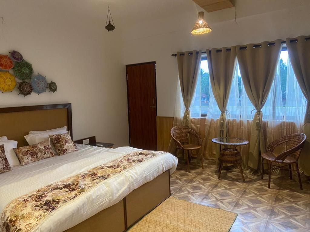 Veda5 Wellness Retreat&Spa Velha Goa Exterior foto