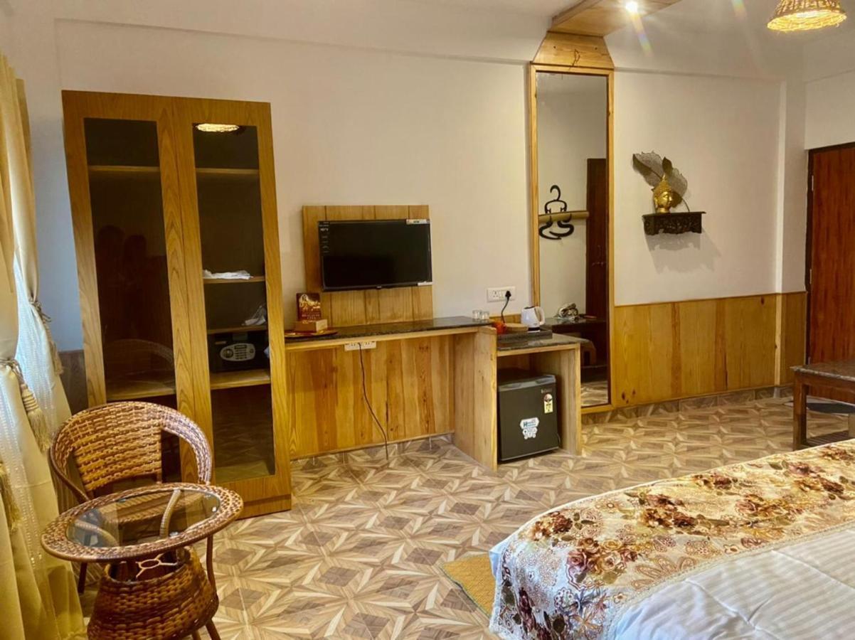 Veda5 Wellness Retreat&Spa Velha Goa Exterior foto